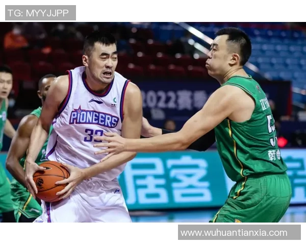 广州篮球队以85分领跑精英赛积分榜展现强劲实力